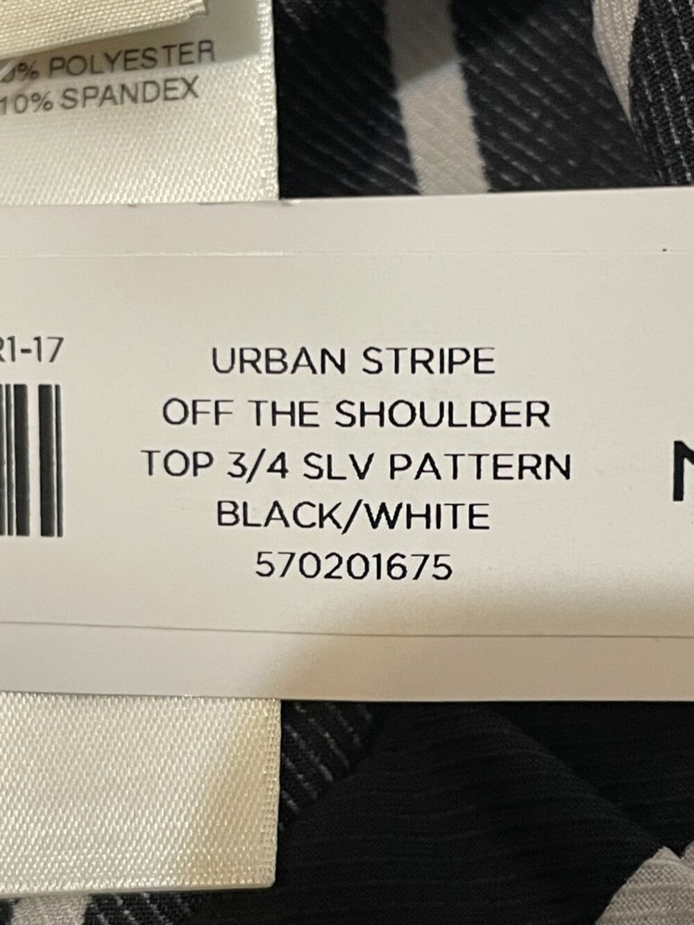 Women’s Chico’s Urban Stripe Off Shoulder Top Black White NWT Size 3 / XL - Picture 9 of 12